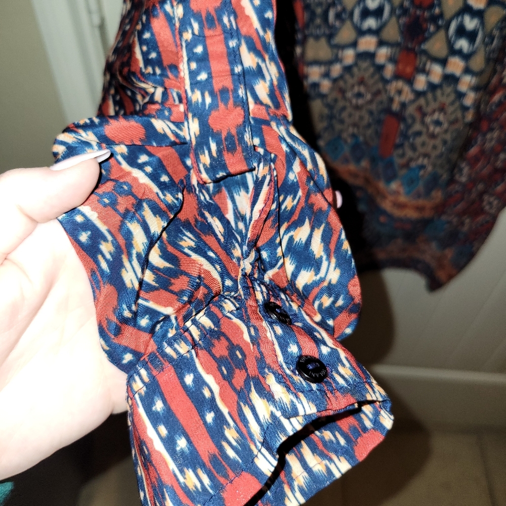 Soft Surroundings Multi Colored Abstract Tunic Si… - image 5